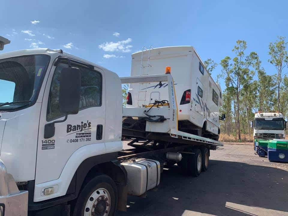 You are currently viewing 8 Reasons To Call A Professional Towing Service In An Emergency